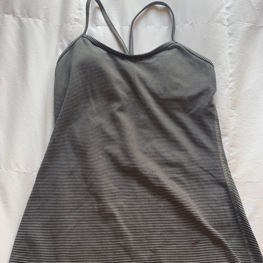 Lululemon tank